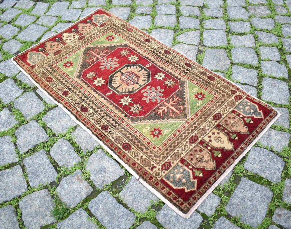 Fabulous Antique Turkish Rug 20'' x 36'' Anatolian Rug Hand Knotted Area Rug