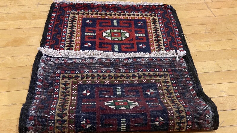 Beautiful Vintage Turkish Tribal Bohemian Rug 3’1”x 1’4” gallery