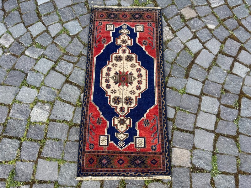 Doormats,Turkish handmade rug,Vintage wool rugs, Bohemian small rug 1,6 x 3,6 ft gallery