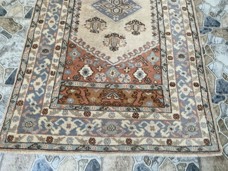 1970s Vintage Oushak Area Rug 3.4x6 ft Turkish Ivory Hand-Knotted Wool Boho Deco gallery
