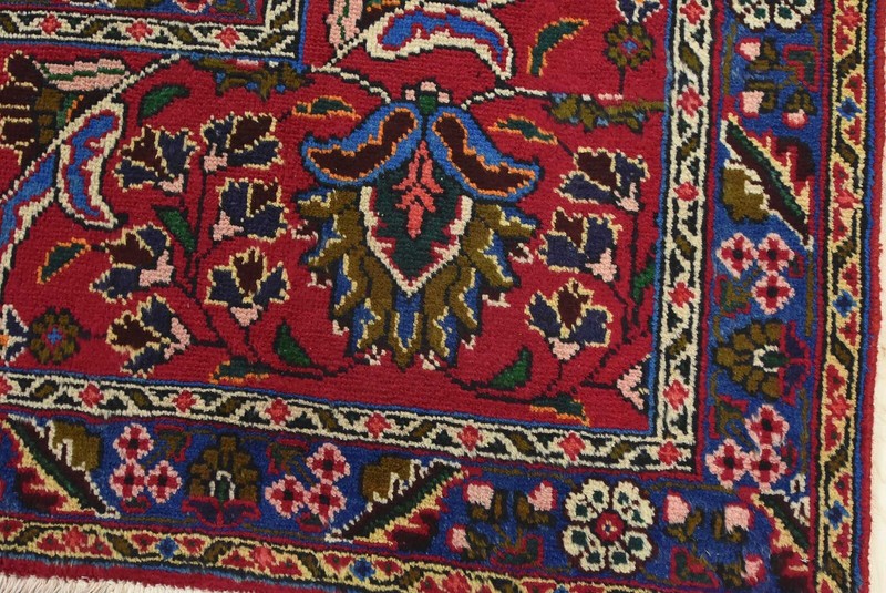 Vintage Traditional Oriental 10'2'' x 13'3'' Red Wool Hand-Knotted Area Rug gallery