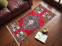 Handwoven Turkish Kilim Rug, Small Vintage Bohemian Decor (1,5 x 3,2 ft)