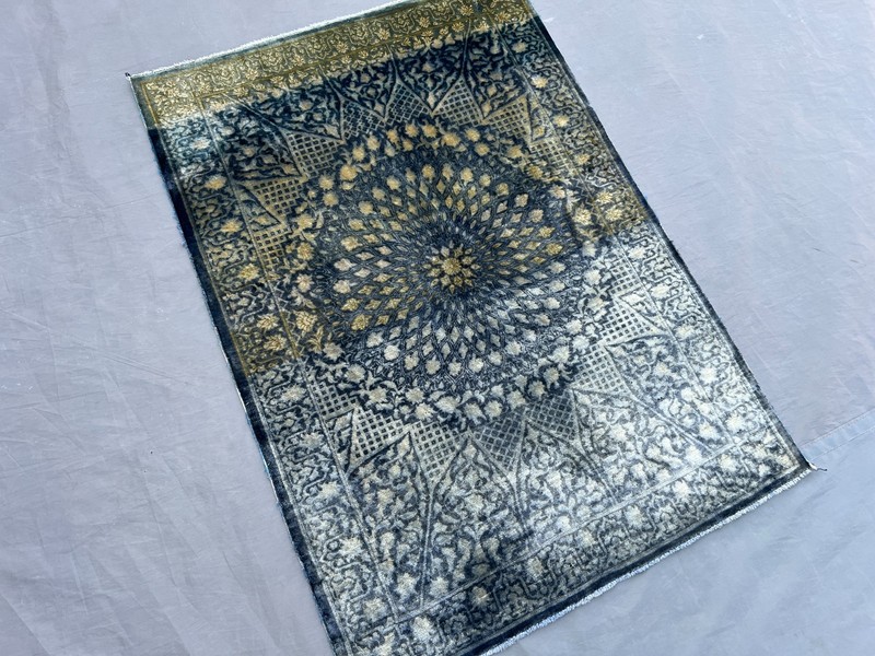 2 x 2'10 ft Vintage Hand Knotted Silk Rug Blue Beige Medallion Oriental Carpet gallery