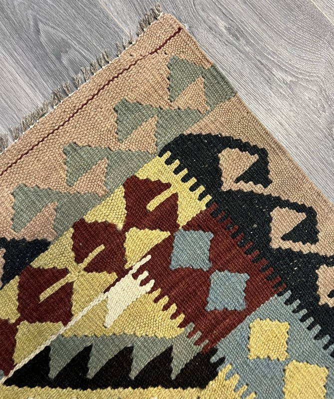 Vintage Kilim Traditional Hand Made Oriental Wool Kilim 4ft11inx3ft 147cmx99cm gallery