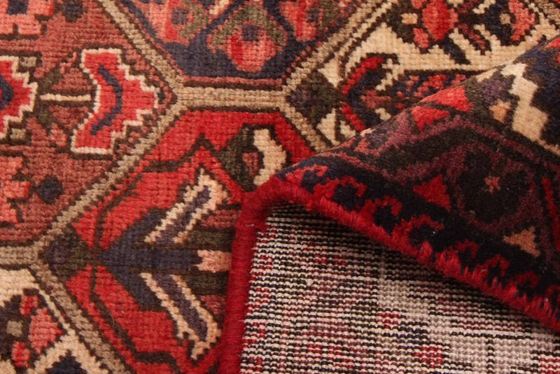 Vintage 6'8" x 10'1" Traditional Hand Knotted Vegetable Dye Wool Area Rug gallery