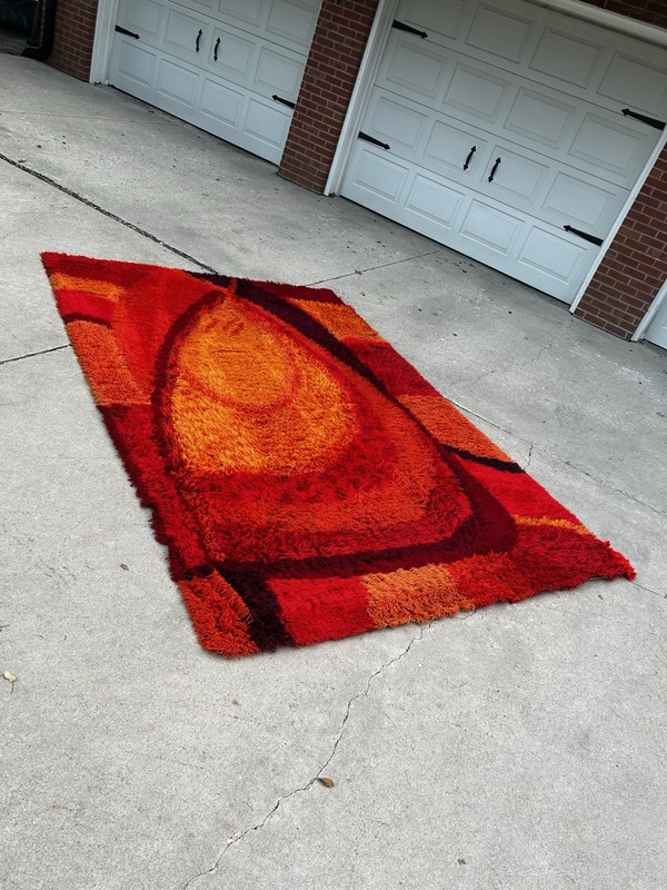 Vintage 60's/70's Danish Ege Rya 9' x 6' Shag Pile Area Rug Warm Reds & Orange gallery