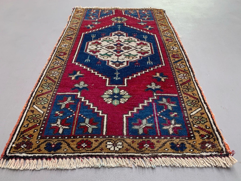 Small Vintage Turkish Rug 95x55 cm, Short Runner, Tribal, Shabby Chic gallery