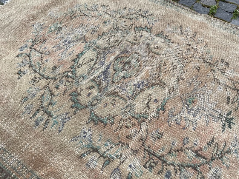 Home Decor Rug, Turkish Vintage Rug, Boho Decor Rug,4,2 x 6,2 ft gallery