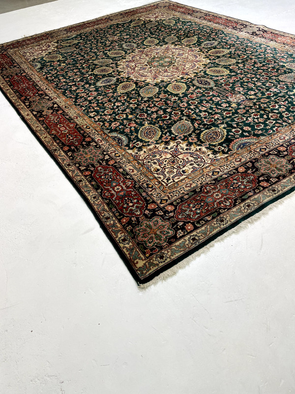 Antique Oriental Hand-Knotted Wool Area Rug Green/Ivory/Red 9'7" x 12'5" gallery