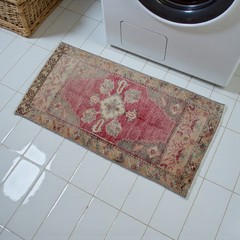 Vintage Oushak Small Rug 2×3 Hand-Knotted Turkish Mat Pink Muted Kitchen Bath