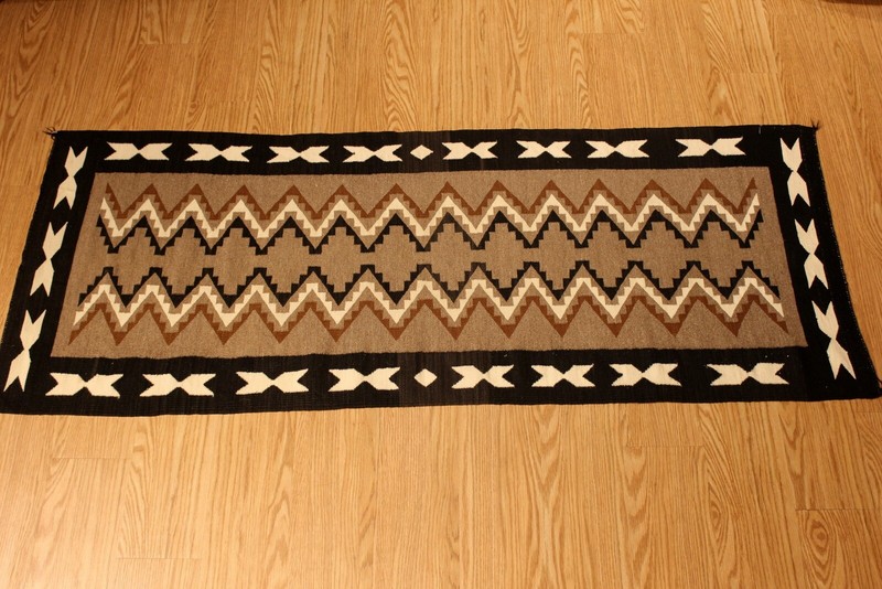 2'7" x 6'7" American Indian Navajo Two Gray Hills Rug Vintage Authentic Woven gallery