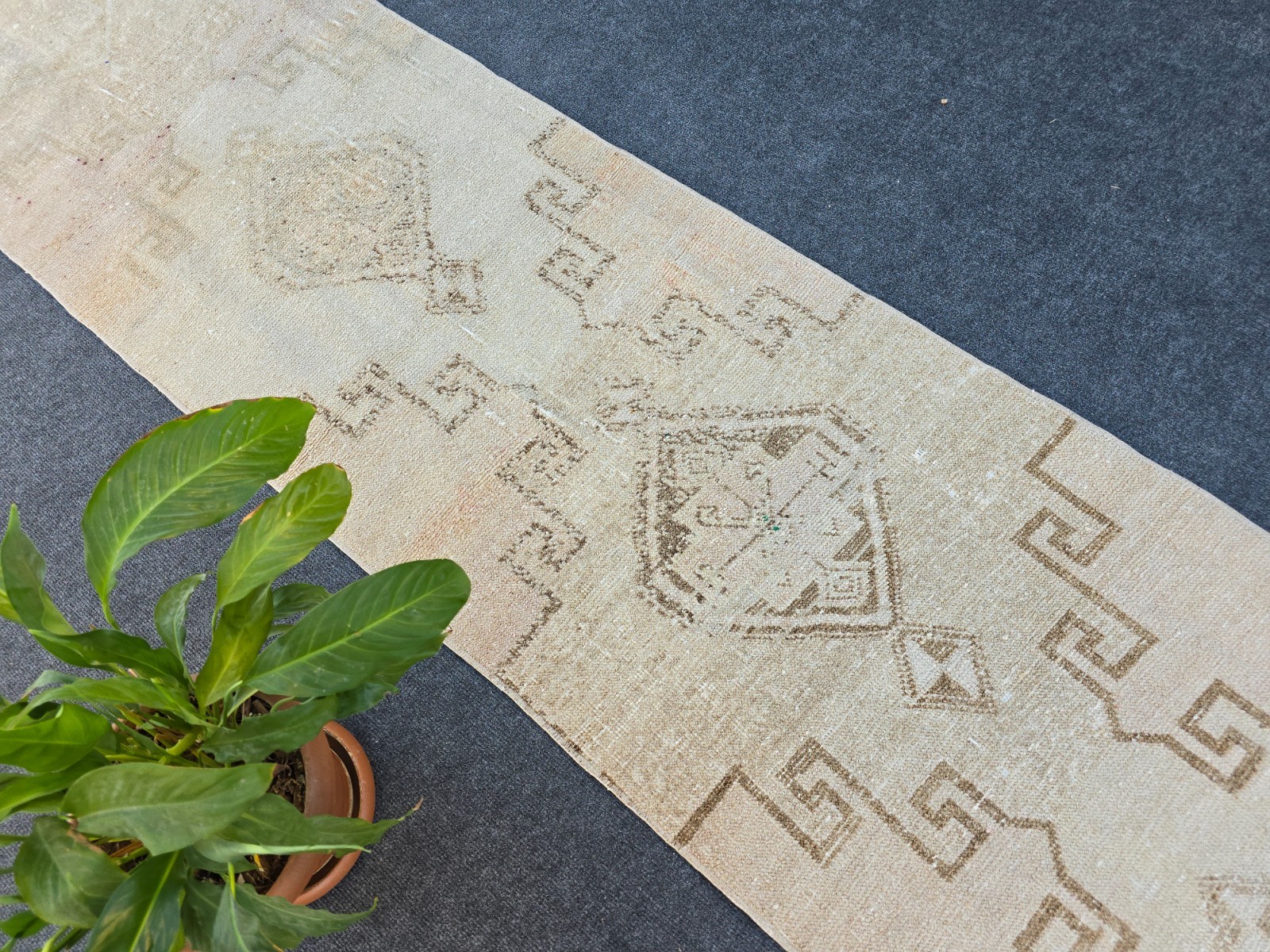 2' x 9' Vintage Neutral Runner Rug, Turkish Oushak Wool Beige Hallway Runner gallery