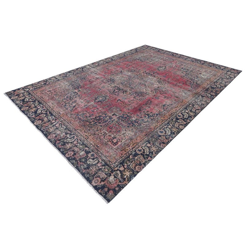 6'10" x 9'8" Sabrina Vintage Hand-Knotted Wool Area Rug gallery