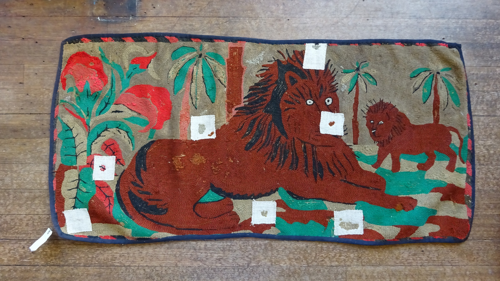 Authentic antique E.S. Frost Pattern Lions with Palms hooked rug, 30 x 60 inches gallery