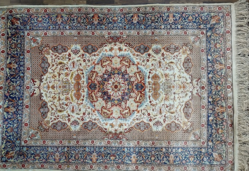 EXCEPTIONAL GENUINE FINE ANTIQUE 100% SILK TURKISH HEREKE SIGNED RUG. gallery