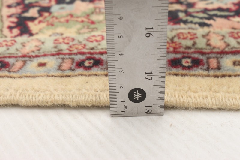 Vintage Hand-Knotted Area Rug 6'11" x 10'0" Traditional Wool Carpet gallery