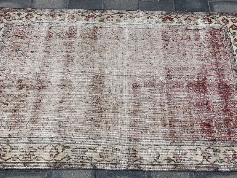 Red rug, Turkish Vintage rug, Large rug, Area rug, Living room rug, 4.1 x 7 ft gallery