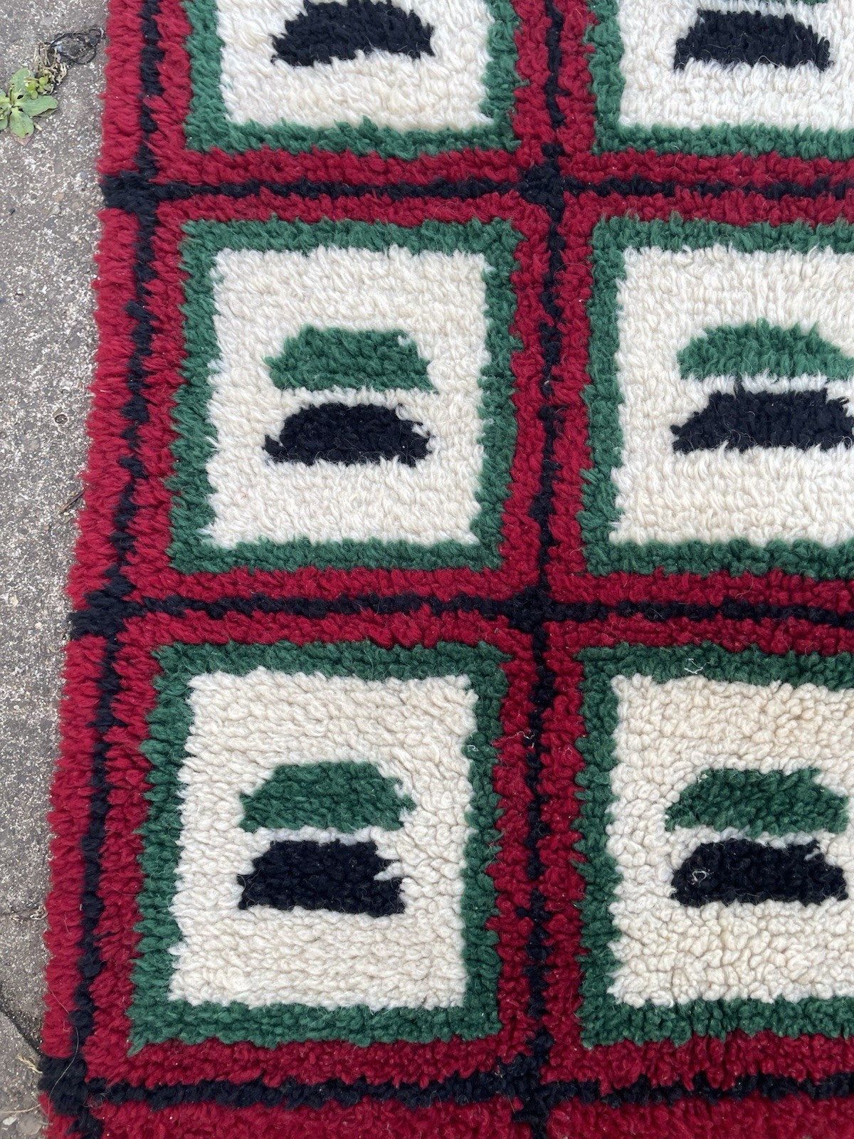 Vintage Retro Hand Knotted Latch Hook Rug Wool? 68x70cm (B51 gallery