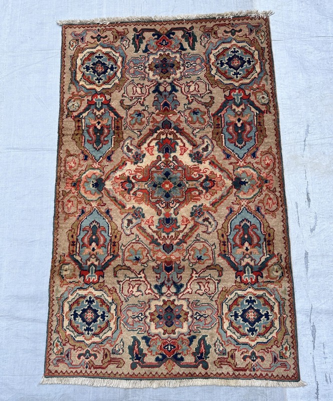 COLLECTORS' ITEM Vintage Natural Vegetable Dye Kazak Azerbaijan Carpet gallery