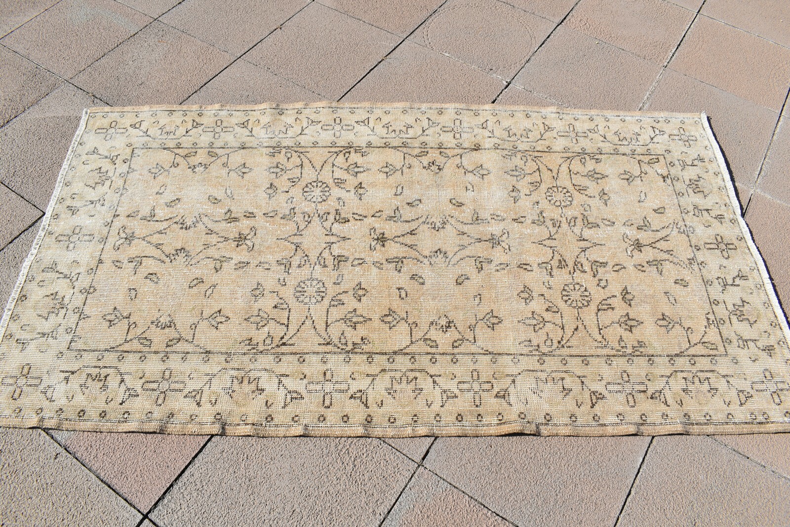 Oushak Area Rug 3'5 x 6'2 ft Vintage Turkish Kilim Sweet Bohemian Oushak Rug gallery