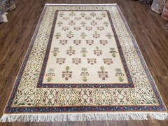Tufenkian Rug 5.9 x 8.6 Tibetan Nepalese Handmade Soft Shiny Wool Repeated Motif