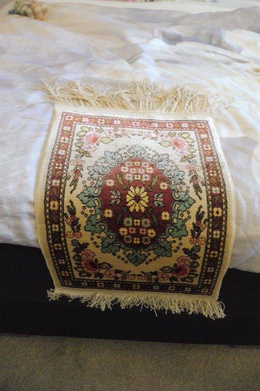 Hereke Silk Carpet, Noble, Small Oriental Carpet, High Quality And Like New gallery