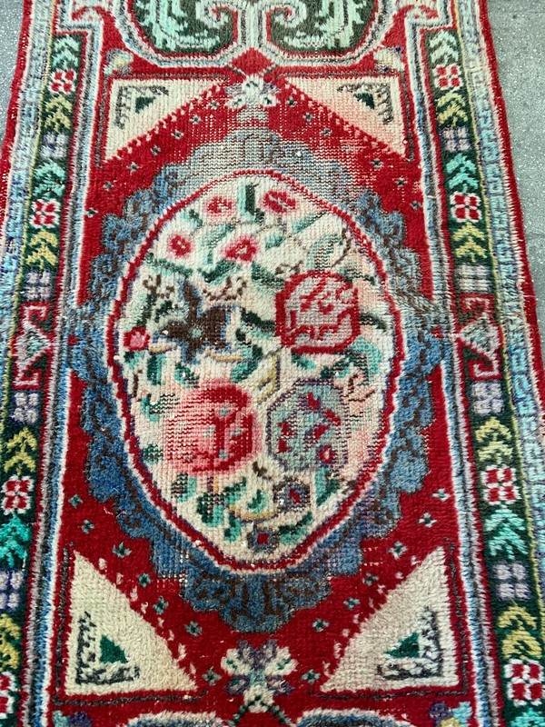 2'7'' x 4'11'' Faded Vintage Natural Rug Village Rug Handmade Carpet.SKU:I1187 gallery
