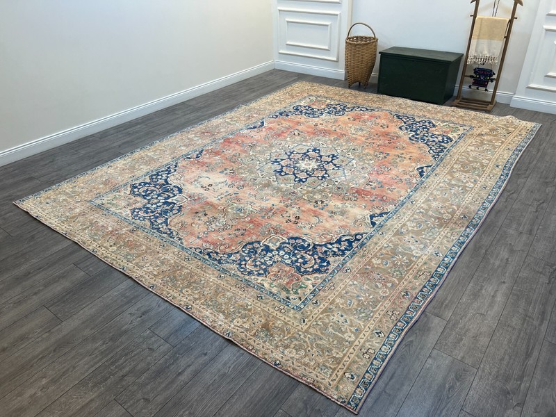 Oversize Rug, Large Persian Rug, Antique Rug, Handmade Rug, Wool 9.5 x 12.2 ft gallery