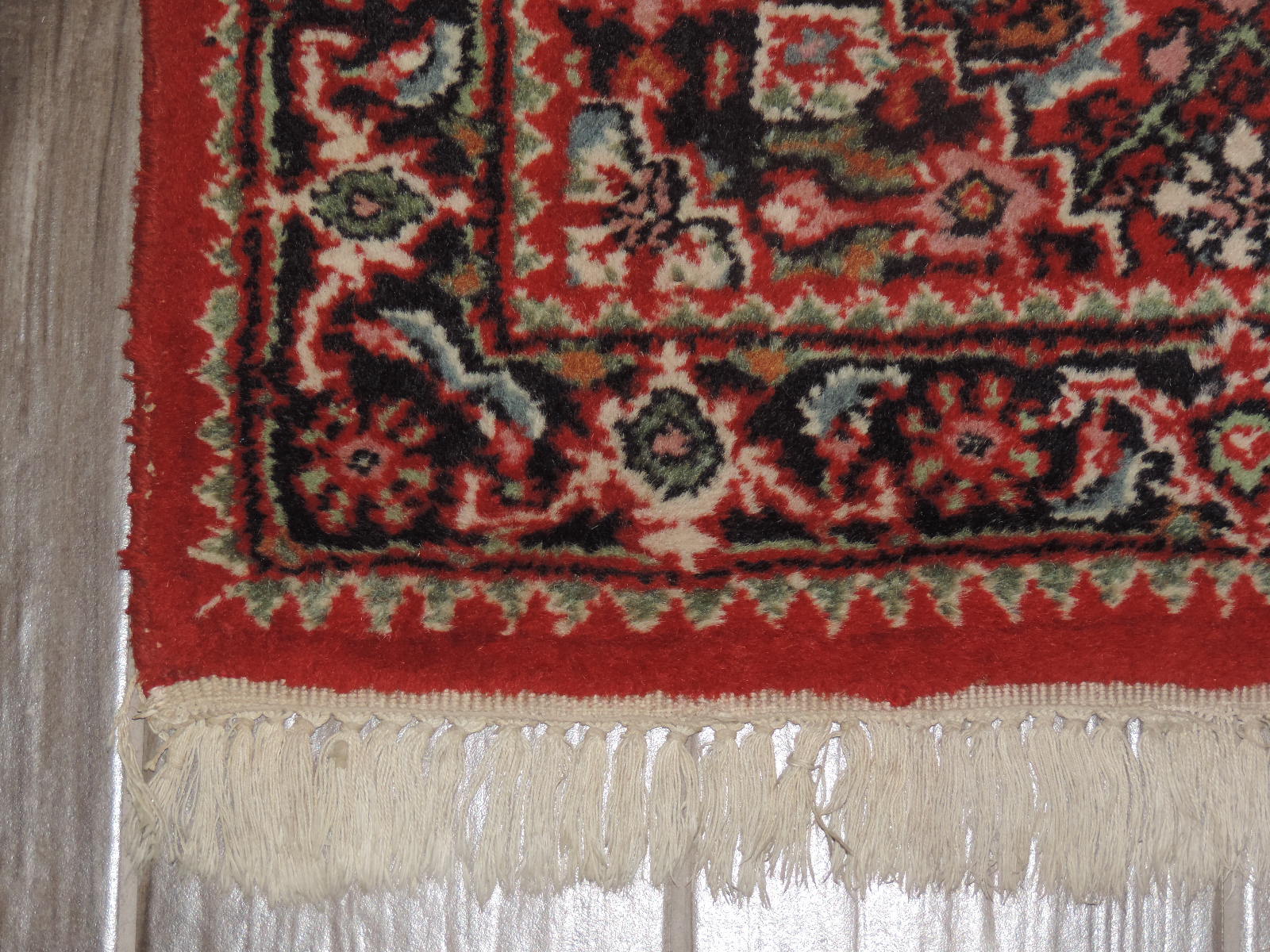 2x3ft. Handmade Indo Bijar Wool Rug gallery