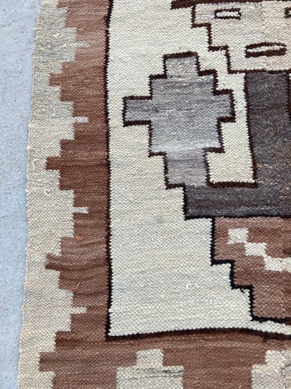 Vintage Handmade Peruvian Pictorial Kilim Rug 161x110 cm gallery