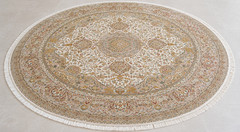 NATURAL WOOL,SILK Old HandWoven Oriental Rug,IN size OF 8’5″ Diamet BIRDS DESIGN