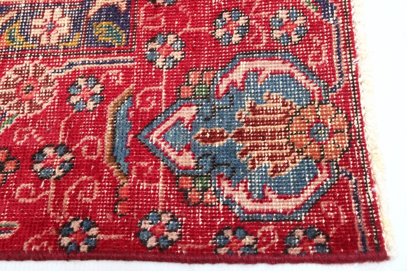 Vintage Hand-Knotted Area Rug 6'6" x 10'4" Traditional Oriental Wool Carpet gallery