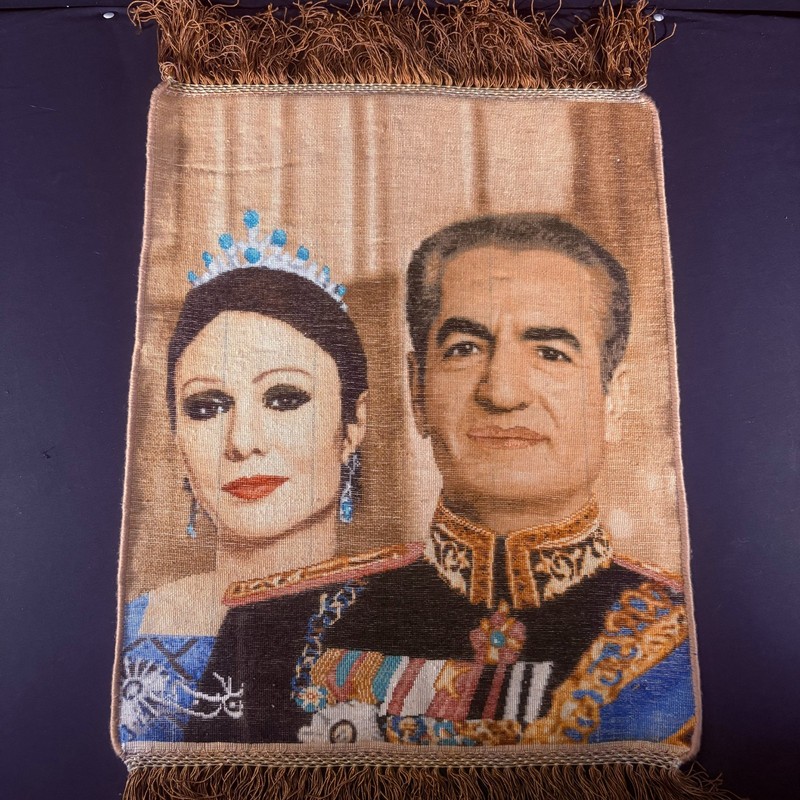 Oriental Rug Shah & Empress Pictorial Size 2x1 Hand Knotted Silk w/Hangers gallery
