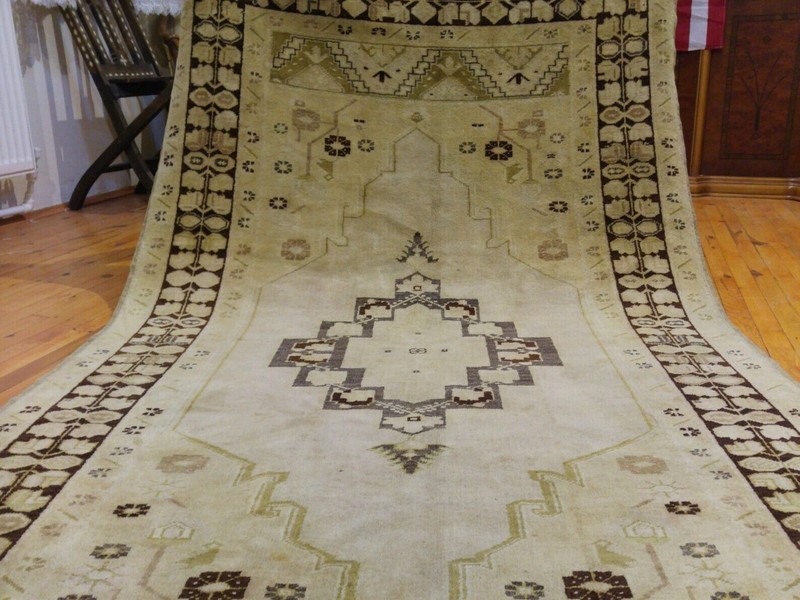 Lovely Antique Ca1900-1939s Muted Colors Natural Dyes Ushak Rug 4’4”x 9’6” gallery