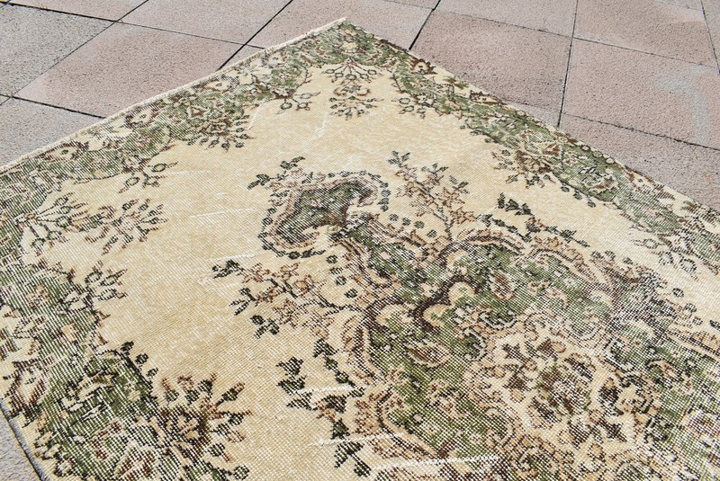 Vintage Turkish Rug 45'' x 81'' Anatolian Hand-knotted Rug Low Pile Oushak Rug gallery