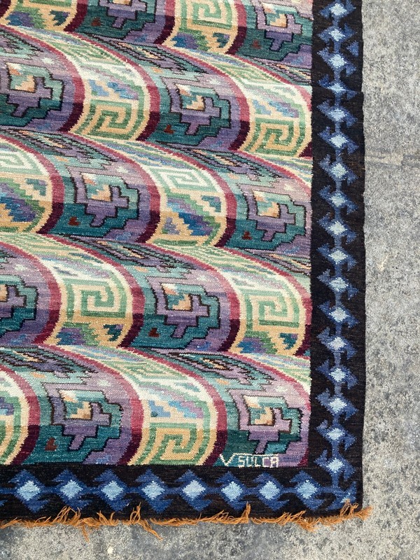 Vintage Traditional Handcrafted Beautiful Kilim Rug for Home Décor 191x242 cm gallery