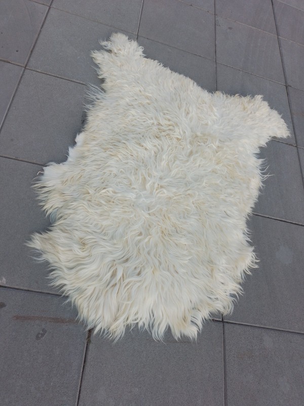 Natural Long-Haired Mohair Goat Hide – Soft Cream Sheepskin Style Throw BES gallery