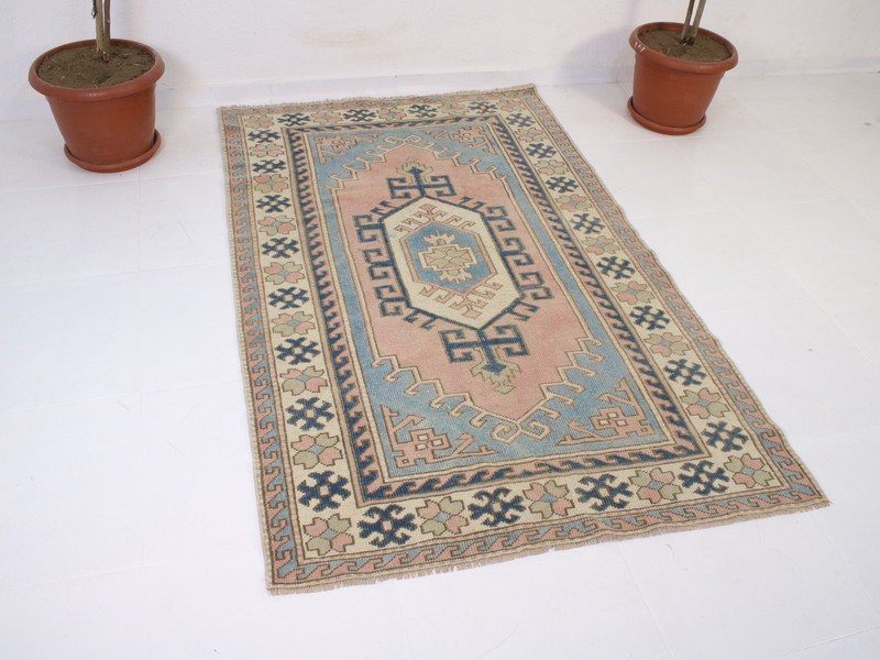 Vintage Hand Knotted Area Rug Pink Blue Tribal Geometric Medallion 4x6 ft gallery