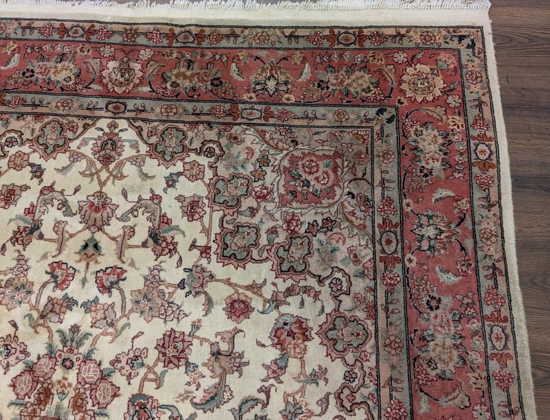 Pak Per'sian Rug 6x9, Floral Medallion, Wool & Silk gallery