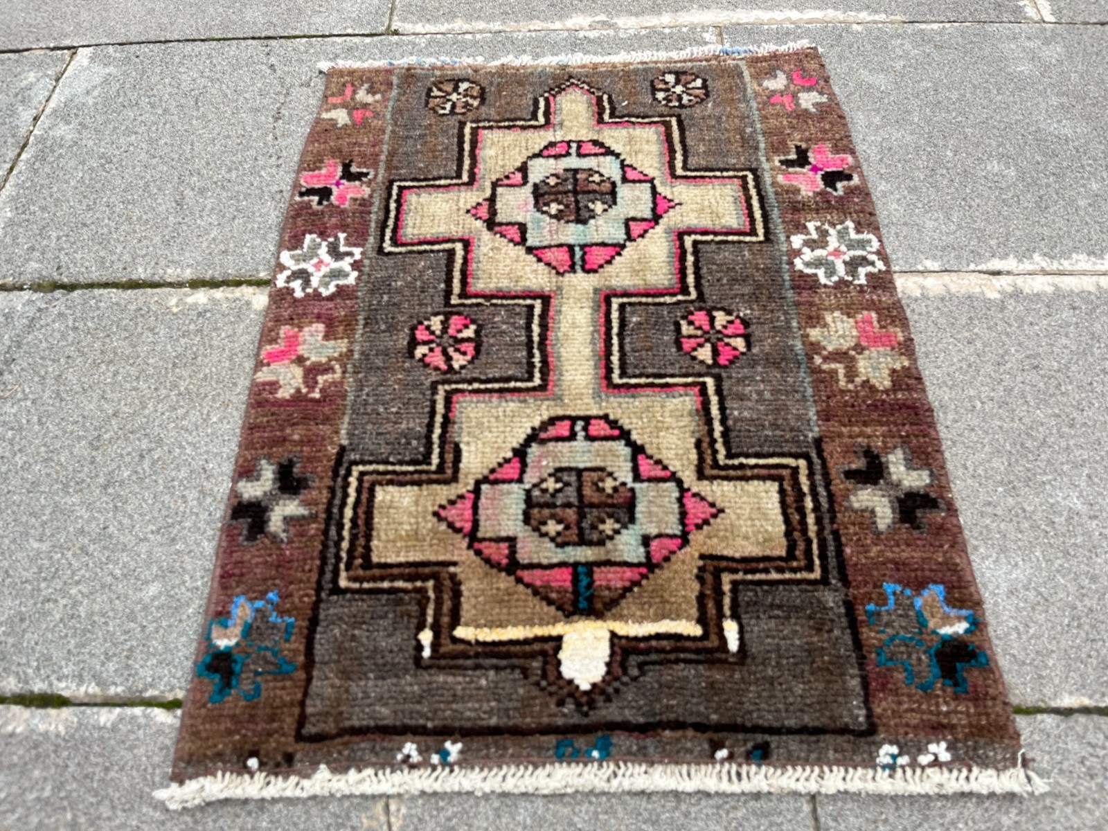 Vintage Turkish Rug Mat 1.4x1.9 ft Geometric Tribal Boho Pink Brown Rug gallery