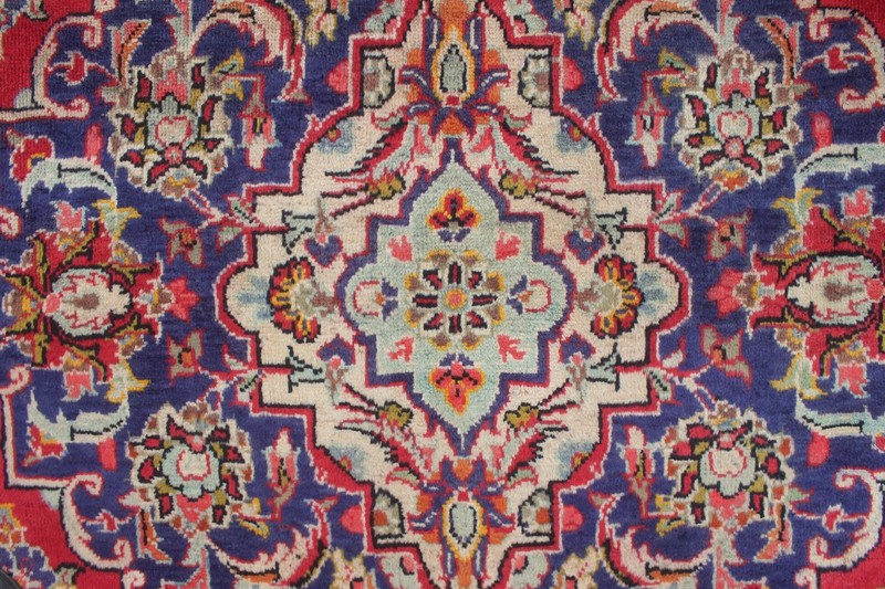 Fine 9'11" x 15'1" Hand-Knotted Wool Area Rug - Traditional Medallion gallery