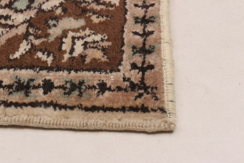 Vintage 3'8" x 6'7" Traditional Hand Knotted Vegetable Dye Wool Area Rug gallery