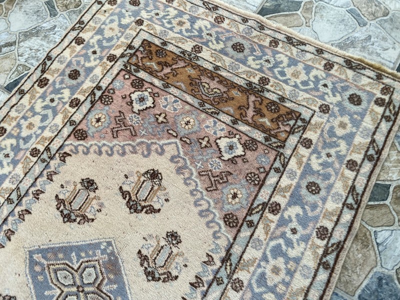 1970s Vintage Oushak Area Rug 3.4x6 ft Turkish Ivory Hand-Knotted Wool Boho Deco gallery