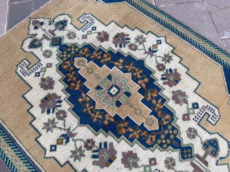 Vintage Taspinar Rug 3.7x4.5 Ft Turkish Wool Area Rug Handmade Tribal Carpet gallery