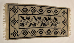 Vtg 1970s Hand Woven Wool Rug Black Beige 52″ x 25″