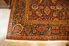 Beautiful oriental rug 8’x10′ excellent condition