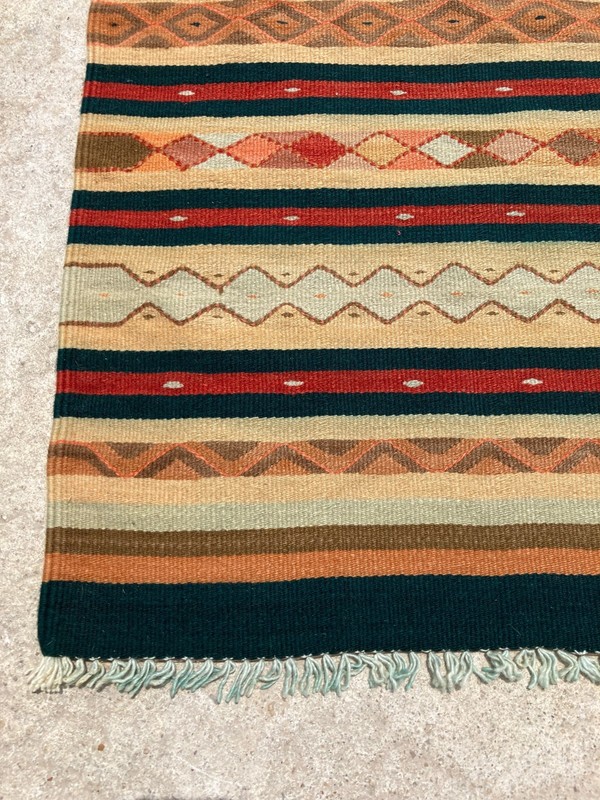 Vintage Traditional Handmade Beautiful Turkish Kilim Floor Rug Carpet 133x72 cm gallery