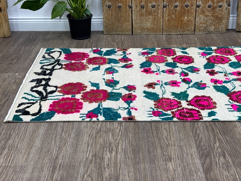 3x8 Floral Vintage Turkish Runner, Hand-Knotterd White Red Green Antique Oushak gallery