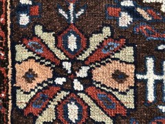 【NEAR MINT】 Antique Qashqai Tribal Rug, Rare Square Format 3×3