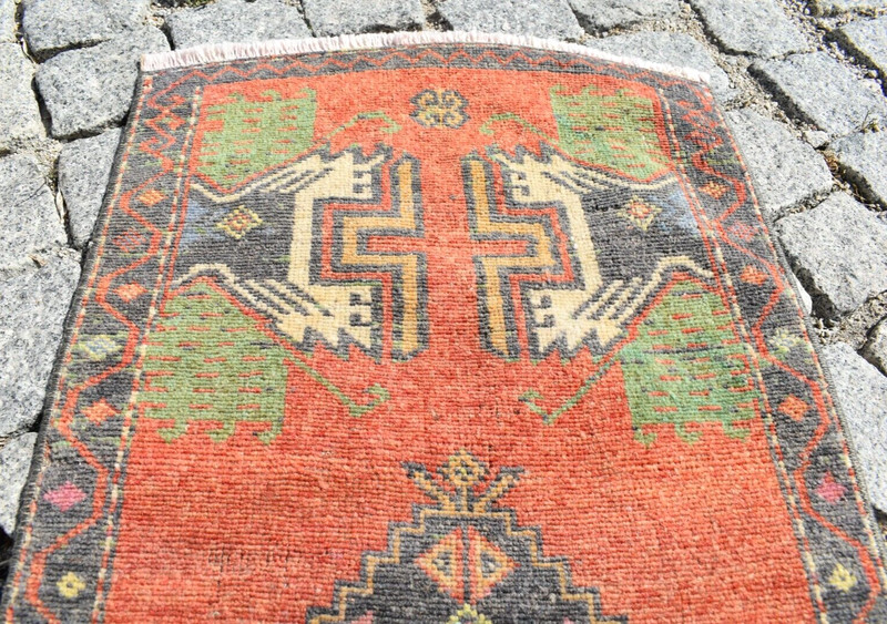 Vintage Turkish Rug 1'5'' x 3'6'' ft Anatolian Muted Dye Oushak Small Area Rug gallery